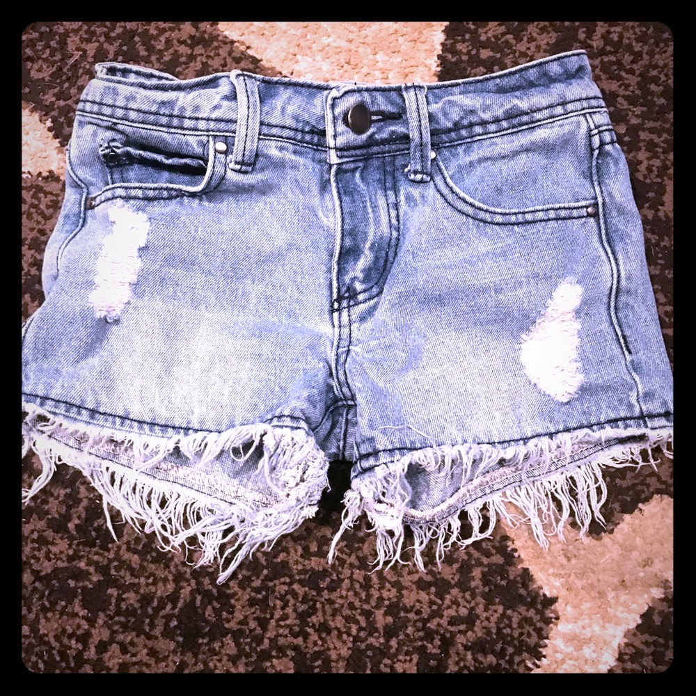 Jean shorts🎒